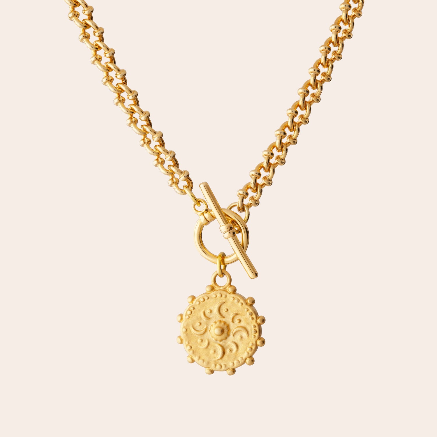 gold medallion necklace